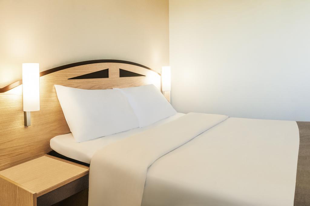 Ibis Wellingborough Ξενοδοχείο Εξωτερικό φωτογραφία
